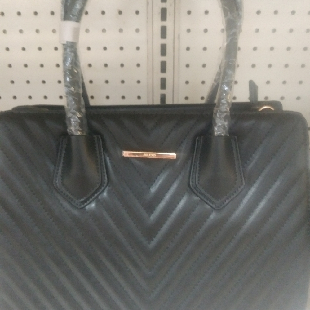 Hand bag